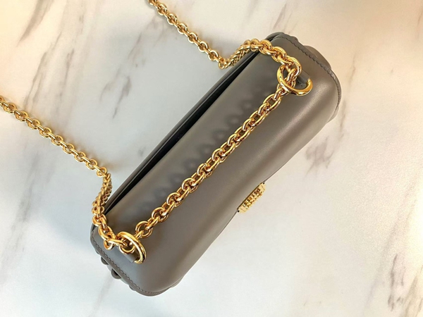 スーパーコピーブランドバッグ素材ディテール